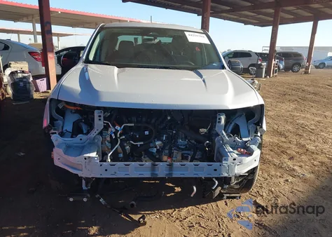 2025 Ford Maverick Xlt z USA, uszkodzony, nr VIN 3FTTW8H38SRB36968